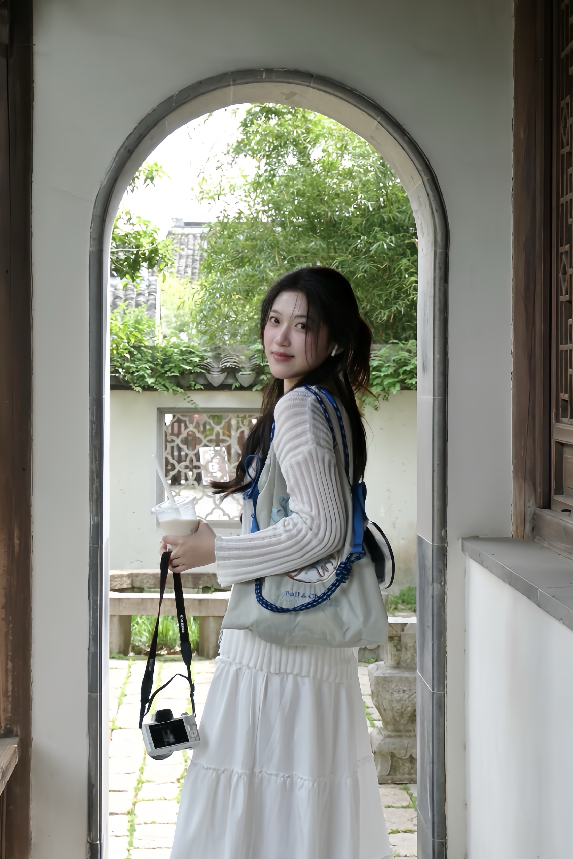 Zhong Xinran Portrait